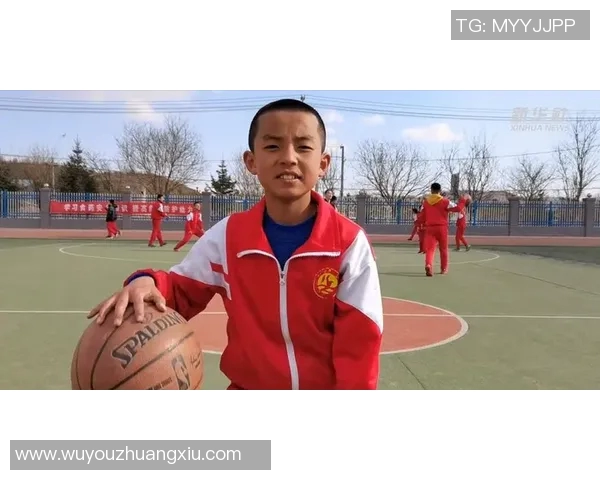 与杨静对话探讨她的篮球生涯与成长历程的精彩故事